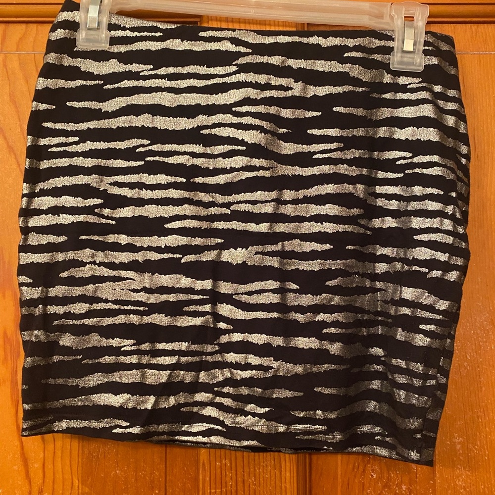 Bodycon mini skirt